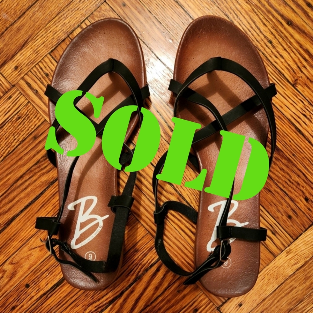 Blue Suede Shoe Gladiator Sandals. Black & Brown. Size 9 NWOT